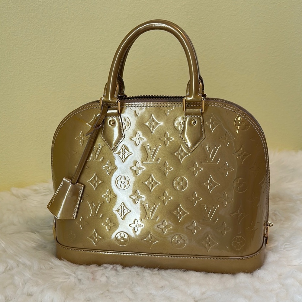 💯Authentic Louis Vuitton Alma  Women's Bag🍀
